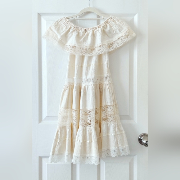 Handmade Embroidered Linen Off the Shoulder Mexican Campesino Dress - Picture 3 of 3